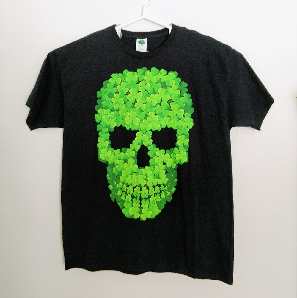 St. Patrick's Day Clover Skull T-SHIRT XL